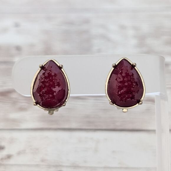 Vintage Clip On Earrings Dark Red Teardrop Shape Gold Tone Halo - Picture 1 of 7